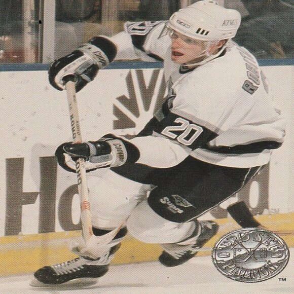 Luc Robitaille Hockey Card Collection - Picture 9 of 10